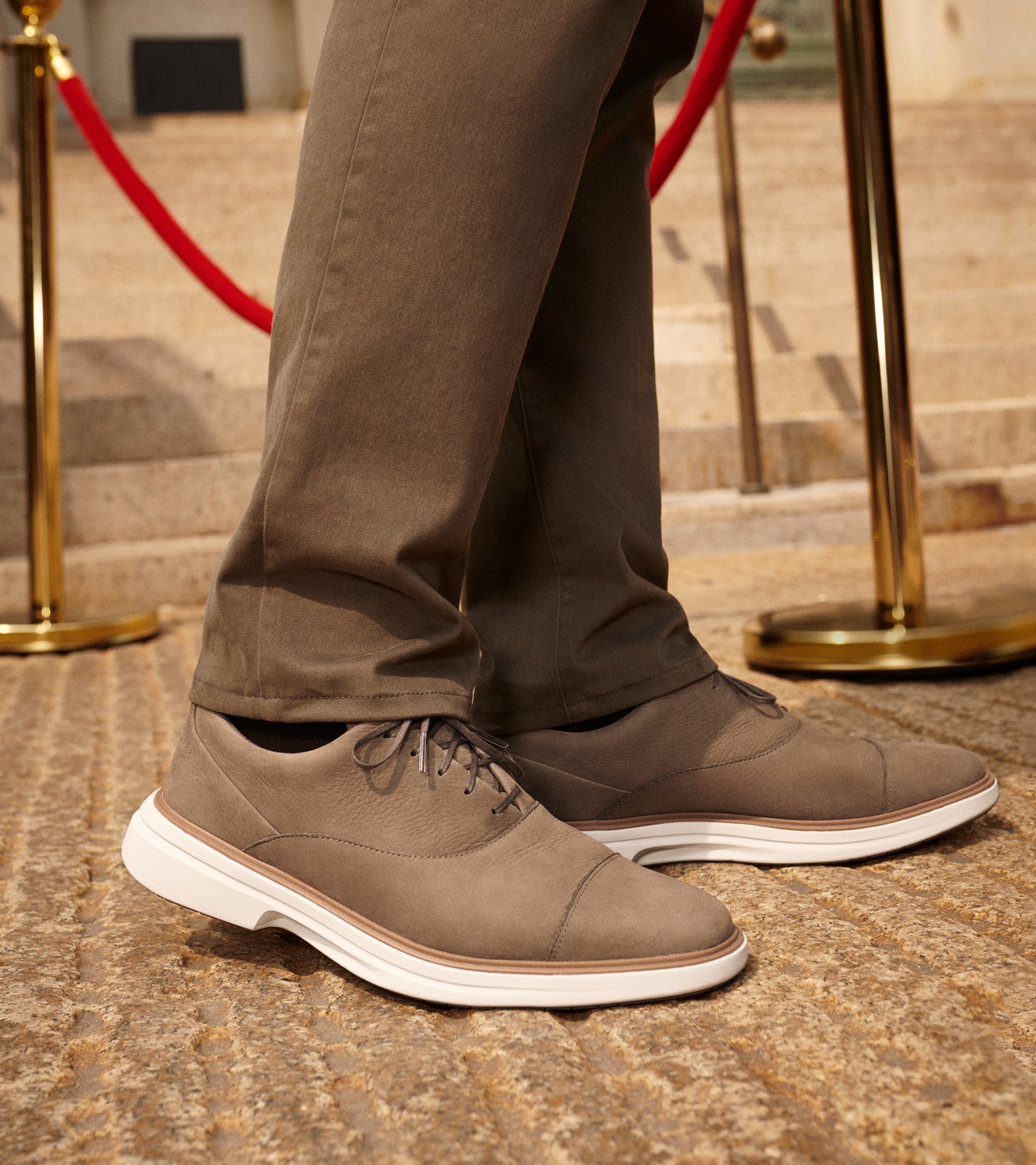 Men's ?riginalGrand CitySpectre Cap Toe Oxfords - Image 2